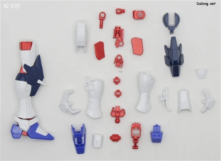 钢普拉Build 综合 HGBF 053 惊异强袭自由高达 - 图片
